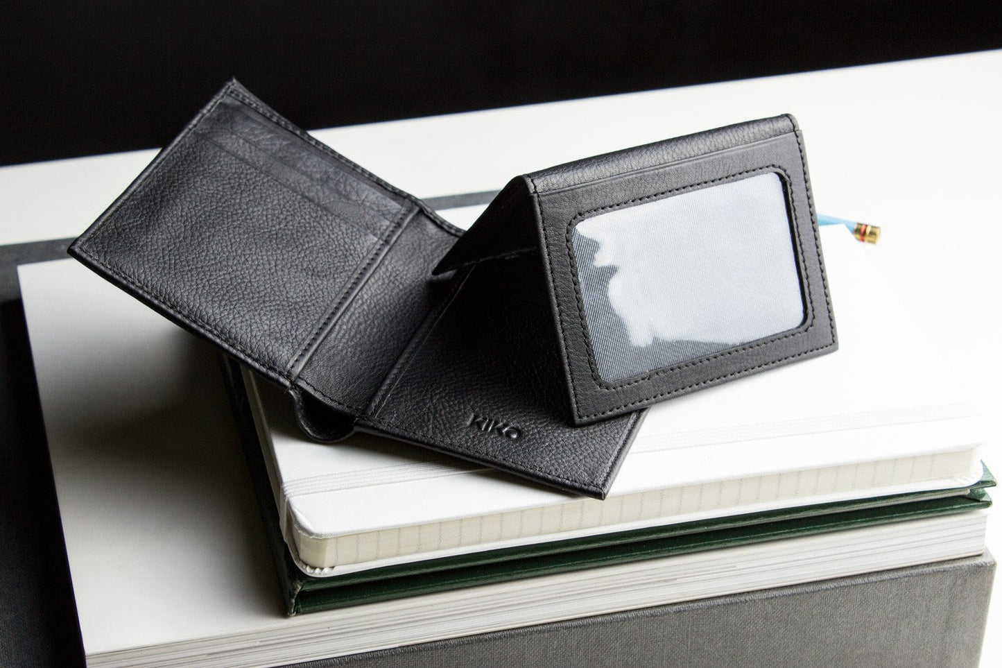 Cowhide Leather Slimfold Passcase Wallet
