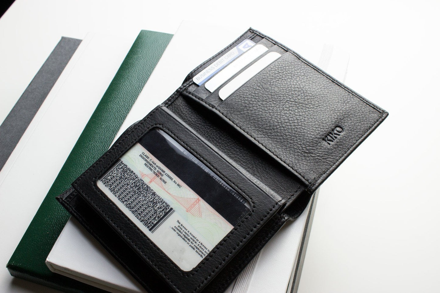 Cowhide Leather Slimfold Passcase Wallet